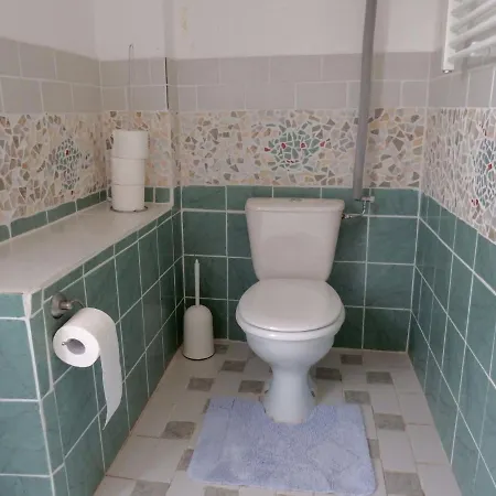 Spacious With Sauna In Celles Sur Plaine Semesterbostad *