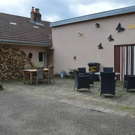 Spacious With Sauna In Celles Sur Plaine *