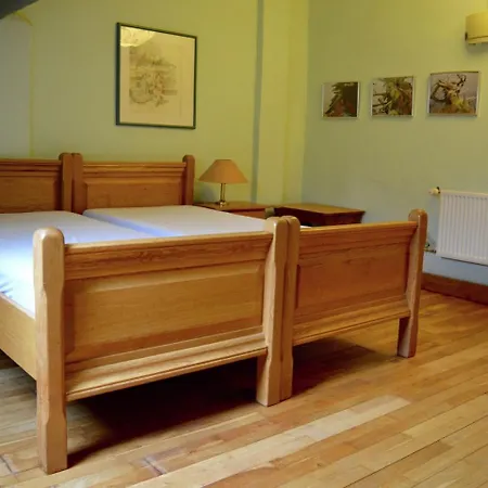Spacious With Sauna In Celles Sur Plaine